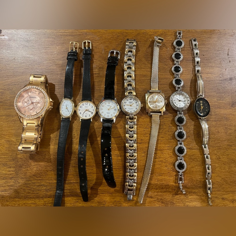 Lot of 8 Elegant Vintage Watches Leather Two Toned Fossil, George, Timex Quartz